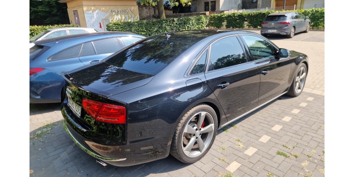 Audi A8 244.000 km 16.500 &euro; Dortmund 44135