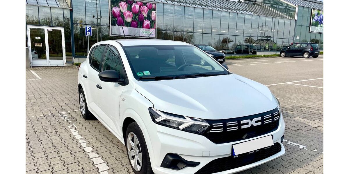 Dacia Sandero 27.000 km 13.400 &euro; Schwerte 58239