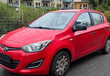 Hyundai i20 100.000 km 3.690 &euro; Herne (NRW) 44628