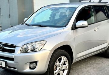 Toyota RAV 4 156.797 km 7.999 &euro; Marl 45772