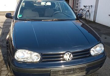 VW Golf 102.000 km 2.480 &euro; dortmund 44137