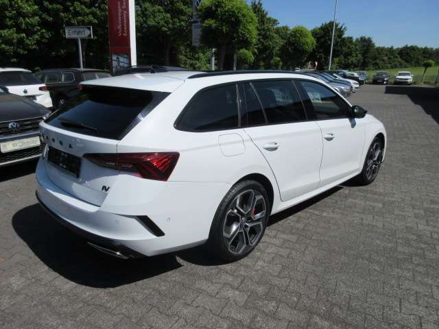 Skoda Octavia RS iV 1.4 eHybrid DSG NAVI PANO STANDH HEA 95.760 km 25.488 &euro; Bergkamen 59192