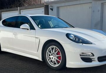 Porsche Panamera 127.328 km 25.999 &euro; Lünen 44532