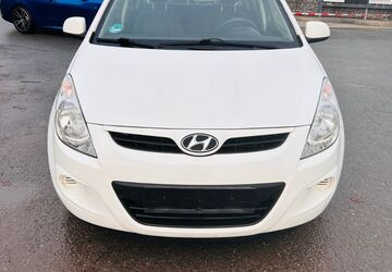 Hyundai i20 165.000 km 2.200 &euro; Gelsenkirchen 45884