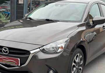 Mazda 2 118.000 km 9.790 &euro; DORTMUND 44263