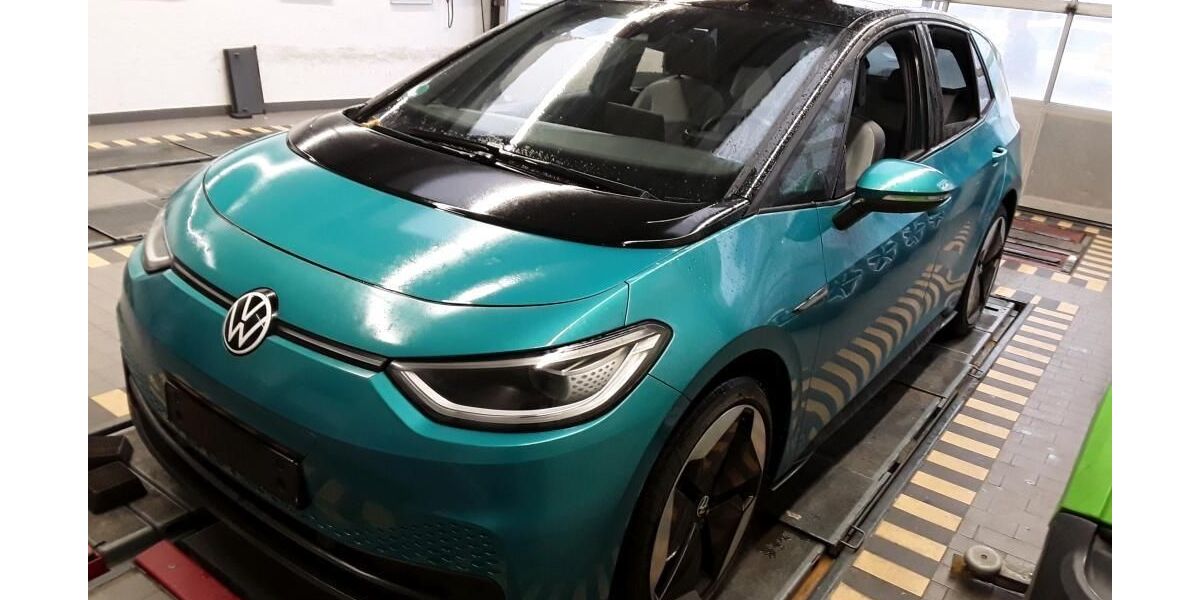 VW ID.3 22.686 km 20.425 &euro; Hagen 58091