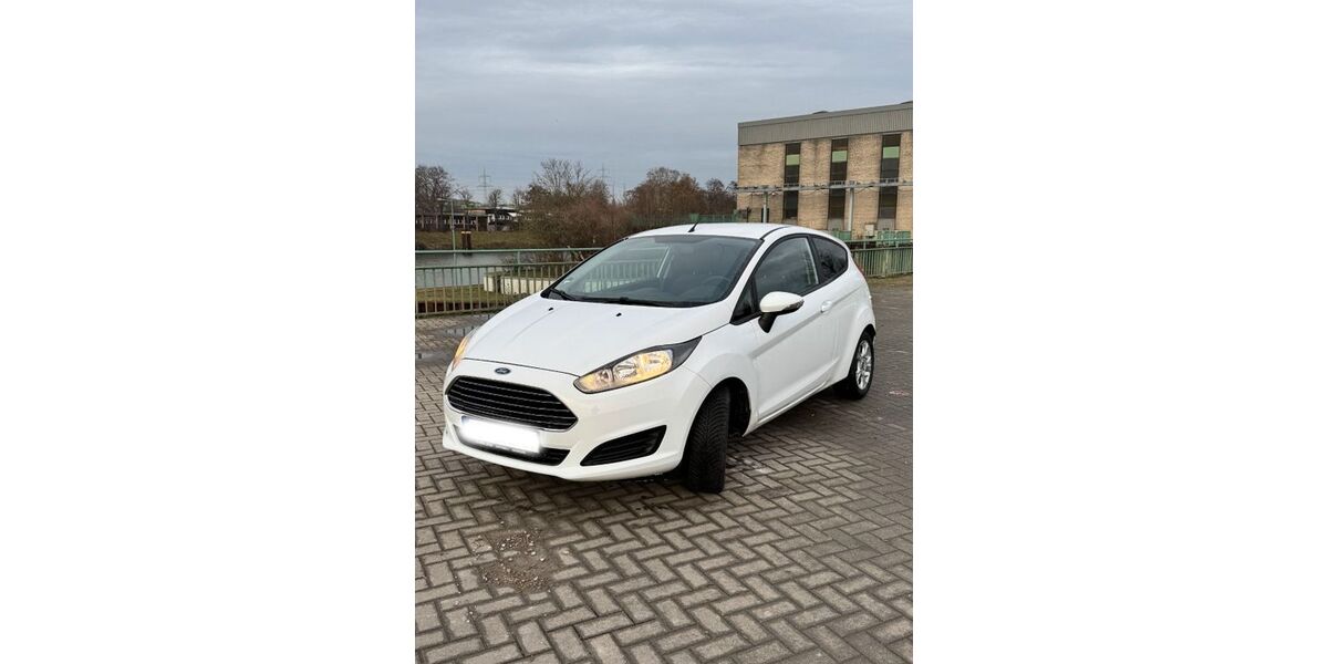 Ford Fiesta 92.200 km 5.500 &euro; Herne 44625