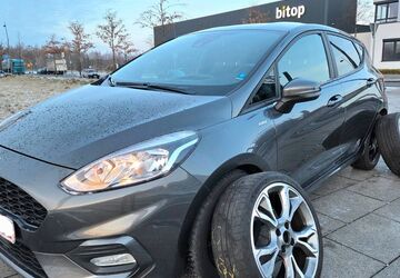 Ford Fiesta 79.999 km 9.900 &euro; Dortmund 44263