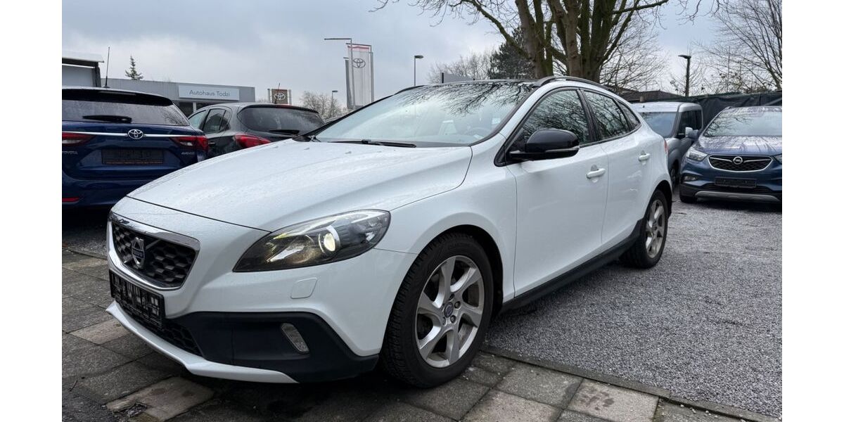 Volvo V40 Cross Country 188.000 km 7.999 &euro; Gelsenkirchen Erle 45891
