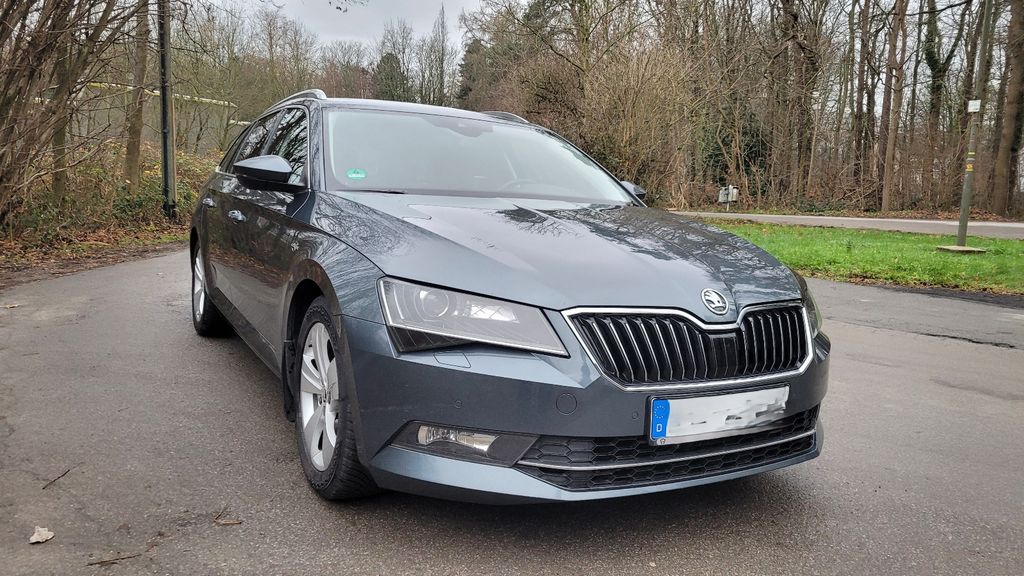 Skoda Superb 196.428 km 16.800 &euro; Dortmund Berghofen 44269