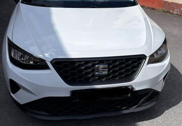 Seat Arona 24.890 km 18.500 &euro; Dortmund 44137