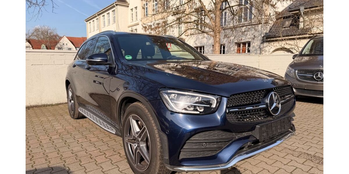 Mercedes-Benz GLC 400 82.000 km 39.800 &euro; Gelsenkirchen 45886