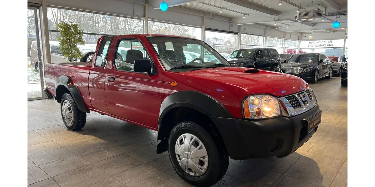 Nissan Navara 120.000 km 9.800 &euro; Datteln 45711