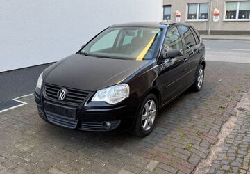 VW Polo 185.580 km 3.050 &euro; Recklinghausen 45663