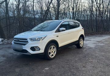 Ford Kuga 98.500 km 11.890 &euro; Ennepetal 58256