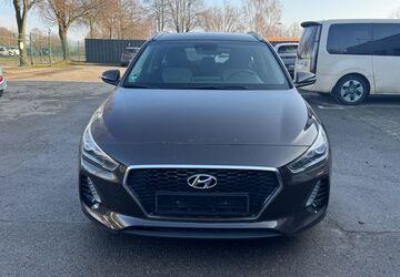 Hyundai i30 85.000 km 11.999 &euro; Gelsenkirchen 45879