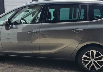 Opel Zafira 122.877 km 12.780 &euro; Hattingen 45525