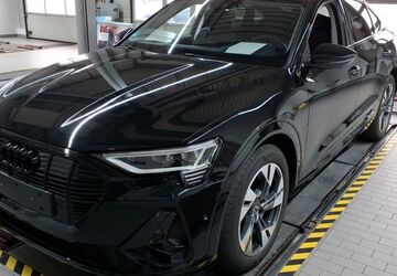 Audi e-tron 37.799 km 33.900 &euro; Hagen 58091