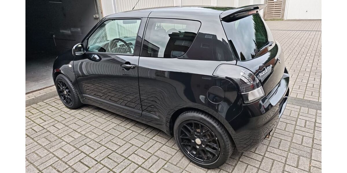 Suzuki Swift 198.000 km 3.850 &euro; Recklinhausen 45659