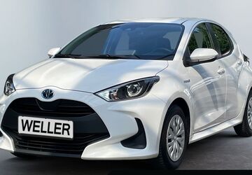 Toyota Yaris 32.183 km 16.470 &euro; Dortmund 44143