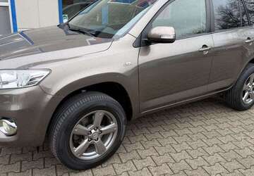 Toyota RAV 4 156.905 km 12.499 &euro; Bochum 44894