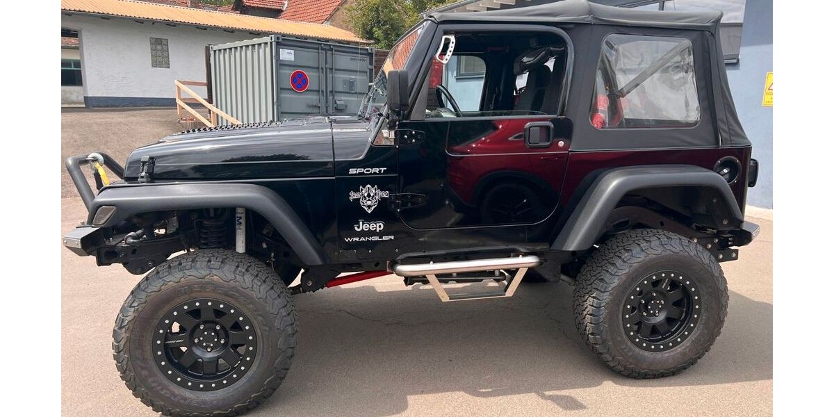Jeep Wrangler 99.999 km 28.500 &euro; Bochum 44789