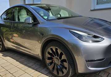 Tesla Model Y 24.500 km 42.999 &euro; Menden 58708