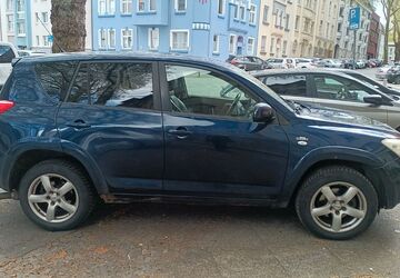 Toyota RAV 4 207.000 km 3.000 &euro; Dortmund 44143