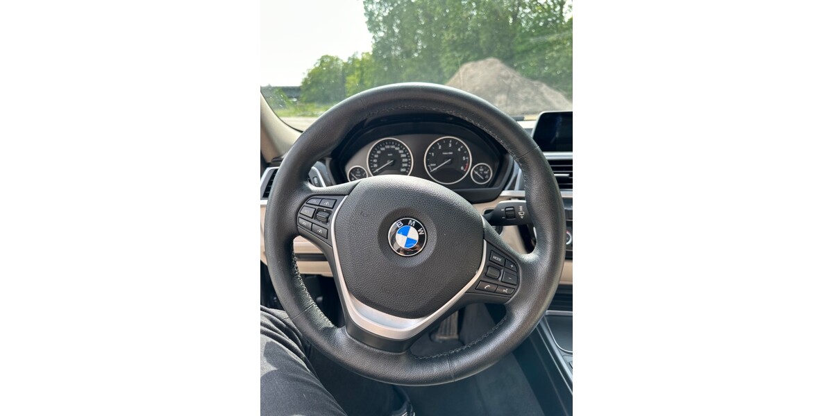 BMW 330 87.337 km 26.999 &euro; Gelsenkirchen 45879