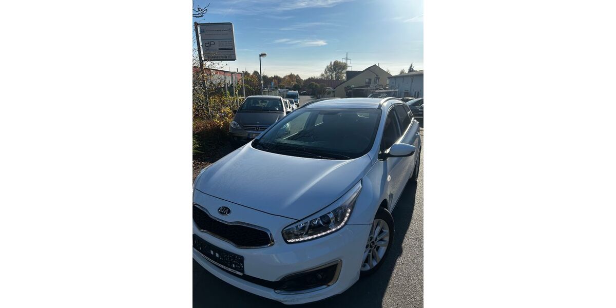 Kia ceed Sportswagon 123.114 km 8.990 &euro; Gelsenkirchen 45899