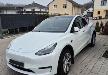 Tesla Model Y 75.500 km 37.250 &euro; Dortmund 44369