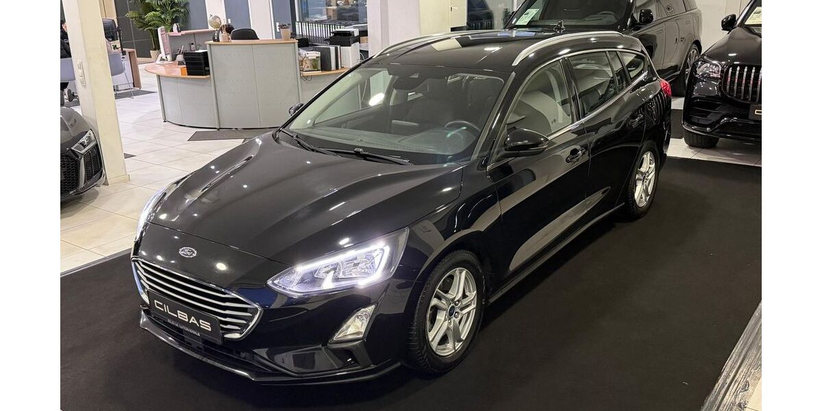 Ford Focus 77.704 km 14.900 &euro; Gelsenkirchen 45891
