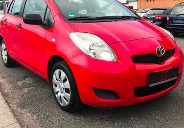 Toyota Yaris 227.741 km 2.499 &euro; Unna 59425