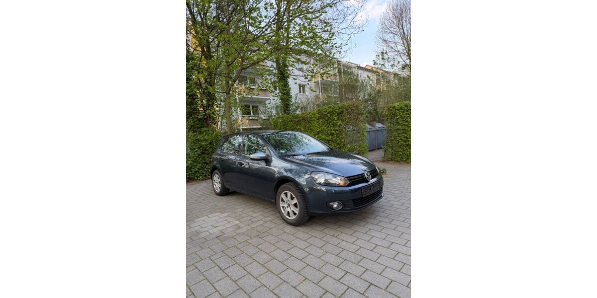 VW Golf 126.000 km 4.890 &euro; Dortmund 44143