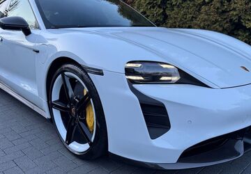 Porsche Taycan 60.000 km 73.900 &euro; Kamen 59174