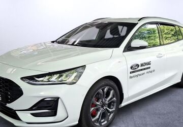 Ford Focus 14.900 km 25.880 &euro; Recklinghausen 45659