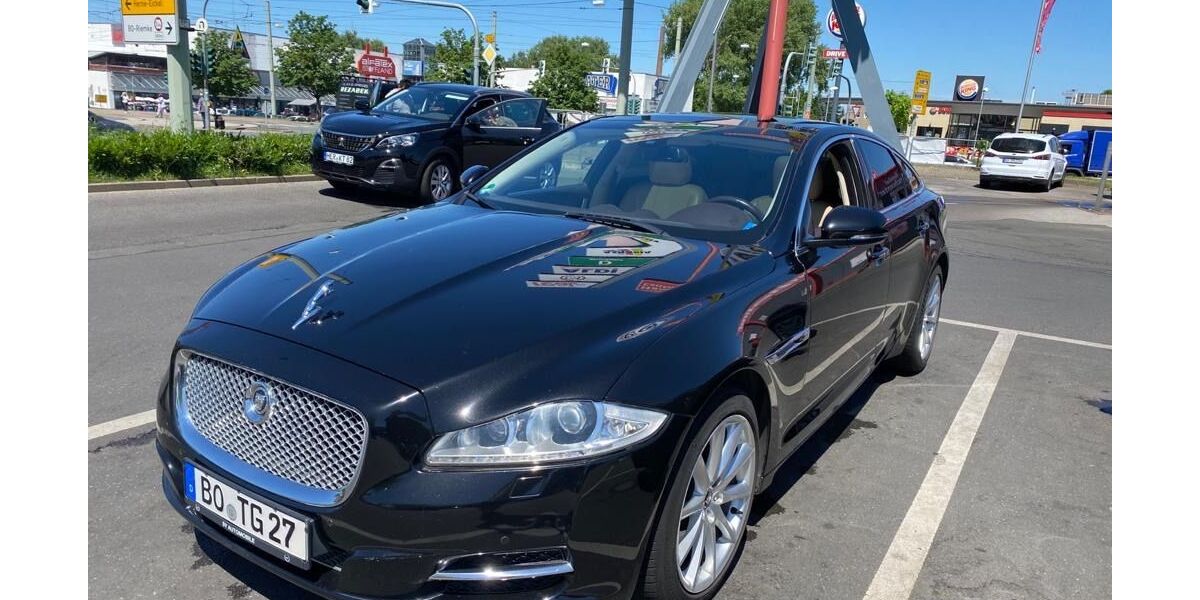 Jaguar XJ 240.000 km 9.900 &euro; Bochum 44803