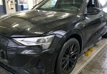 Audi e-tron 40.977 km 36.848 &euro; Hagen 58091