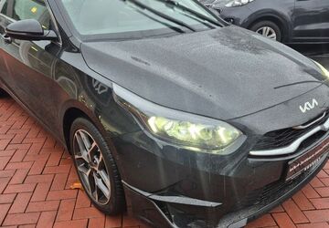 Kia ceed / Ceed 31.898 km 21.490 &euro; Datteln 45711