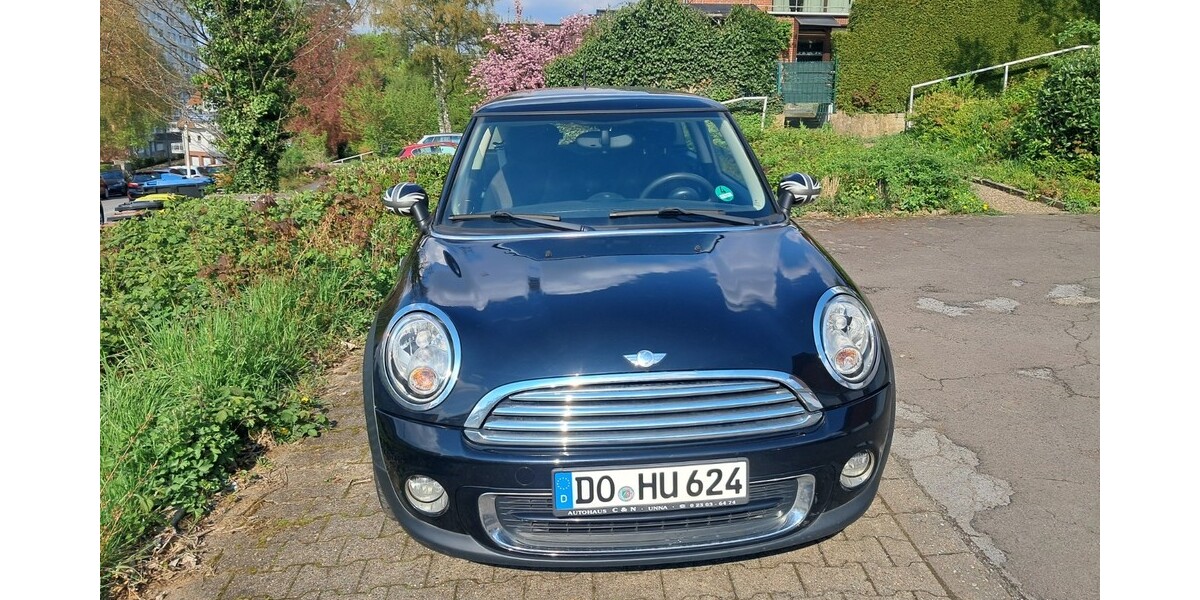 Mini Cooper 141.000 km 2.700 &euro; Dortmund 44135