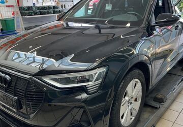 Audi e-tron 84.458 km 35.095 &euro; Hagen 58091