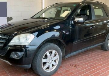 Mercedes-Benz ML 300 182.078 km 13.699 &euro; Altena 58762