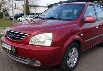 Kia Carens 146.000 km 2.480 &euro; Selm 59379