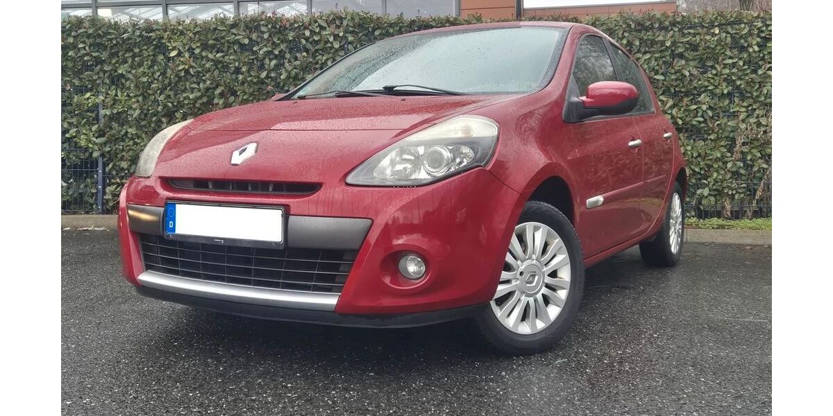 Renault Clio 161.000 km 2.890 &euro; Dortmund 44139