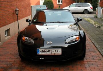 Mazda MX-5 88.000 km 11.900 &euro; Herne 44651
