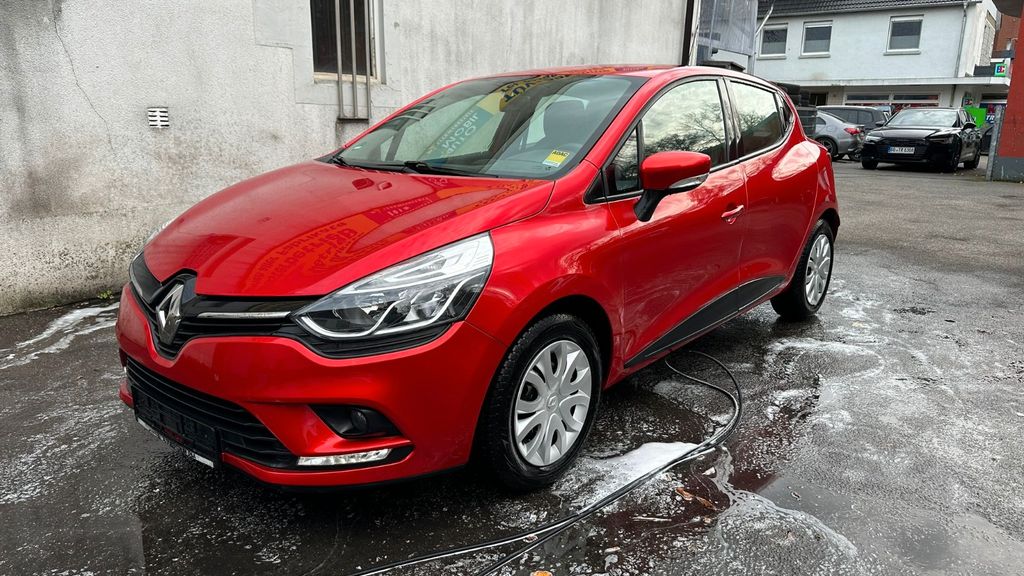 Renault Clio 133.000 km 5.999 &euro; Marl 45770