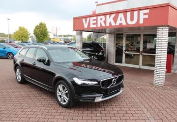 Volvo V90 Cross Country 137.467 km 21.490 &euro; Werne 59368