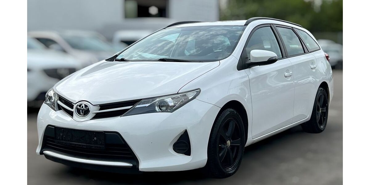 Toyota Auris 160.000 km 5.900 &euro; Hagen 58135