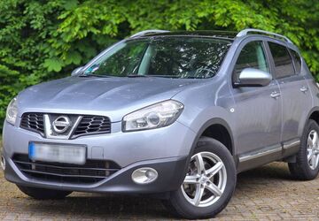 Nissan Qashqai 155.600 km 5.950 &euro; Dortmund 44265