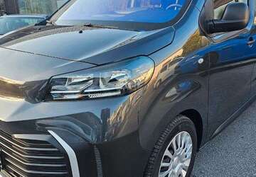 Toyota Proace 14.300 km 44.900 &euro; Gelsenkirchen 45884